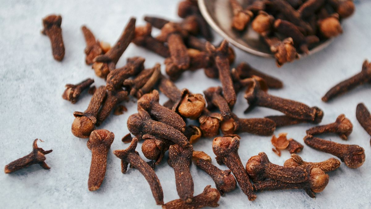 Is Cloves Good for High Blood Pressure? (Expert Answer)